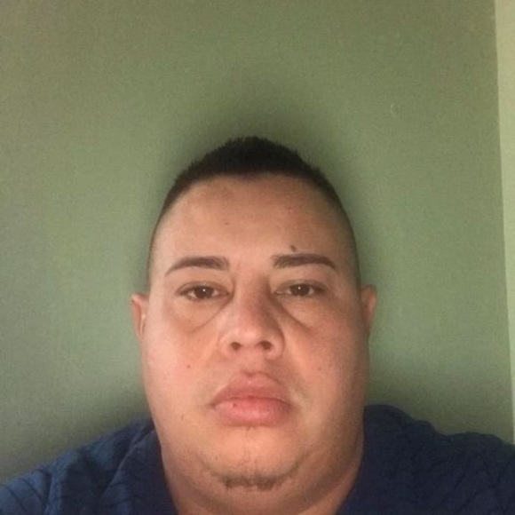 Meet your Posher, Luis - Picture 1 of 1